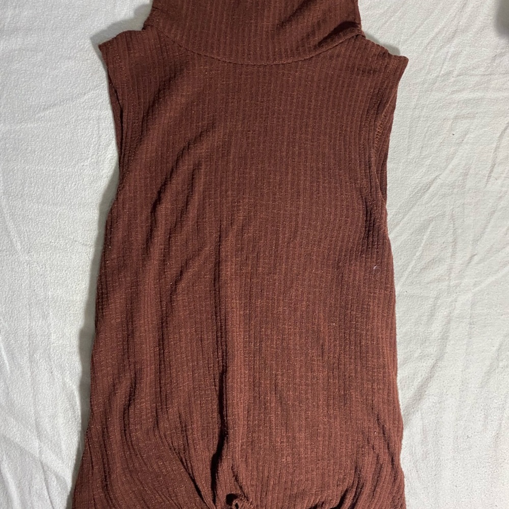 Brown turtle neck tank top with tie at the front